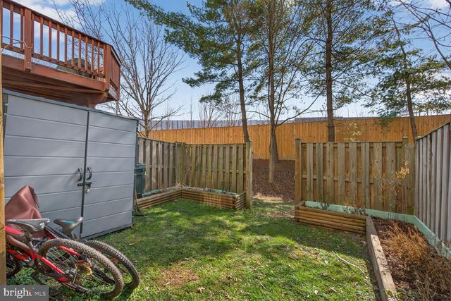 13141 QUAIL CREEK LN, Fairfax, VA 22033