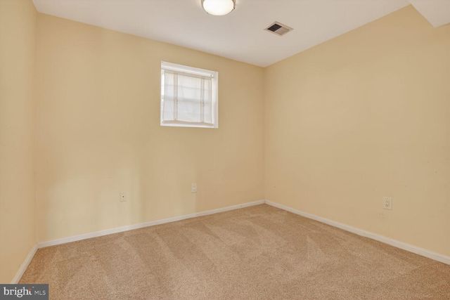 13141 QUAIL CREEK LN, Fairfax, VA 22033