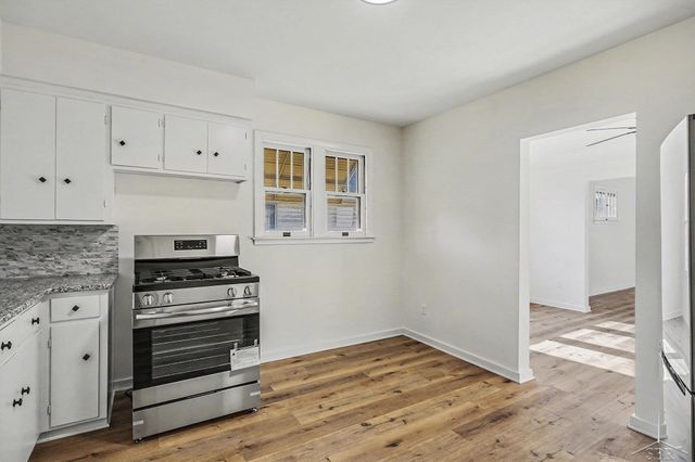 1707 S Monroe Street, Bay City, MI 48708