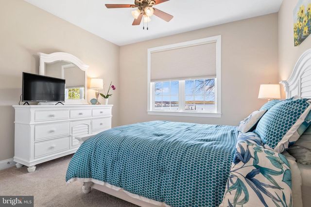 712 RIVERSIDE DR, Baltimore, MD 21221