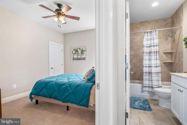 712 RIVERSIDE DR, Baltimore, MD 21221