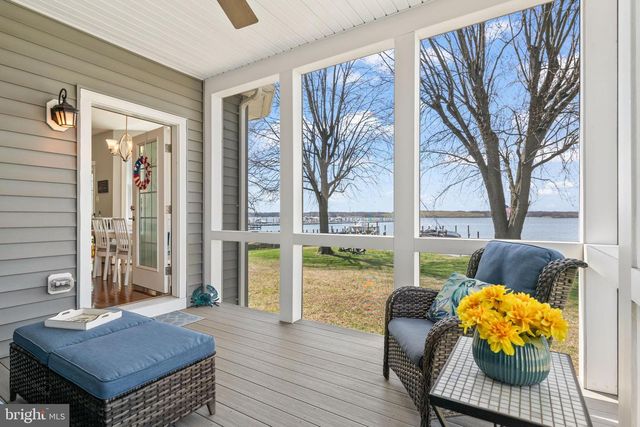 712 RIVERSIDE DR, Baltimore, MD 21221