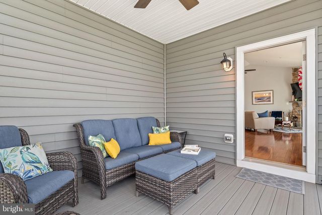 712 RIVERSIDE DR, Baltimore, MD 21221