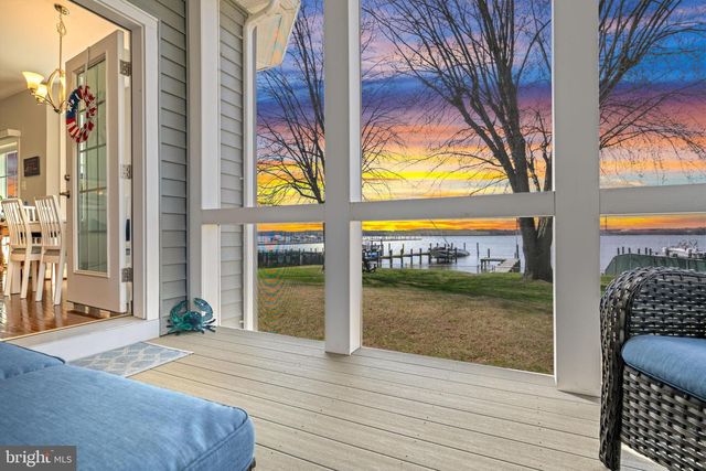 712 RIVERSIDE DR, Baltimore, MD 21221