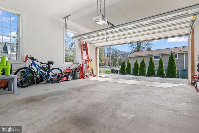 712 RIVERSIDE DR, Baltimore, MD 21221