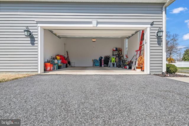 712 RIVERSIDE DR, Baltimore, MD 21221