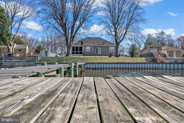 712 RIVERSIDE DR, Baltimore, MD 21221