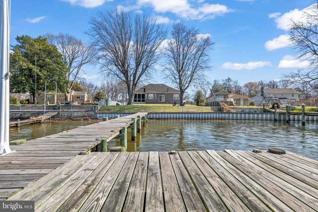 712 RIVERSIDE DR, Baltimore, MD 21221