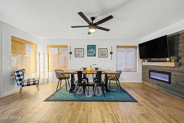 2902 E SALTSAGE Drive, Phoenix, AZ 85048