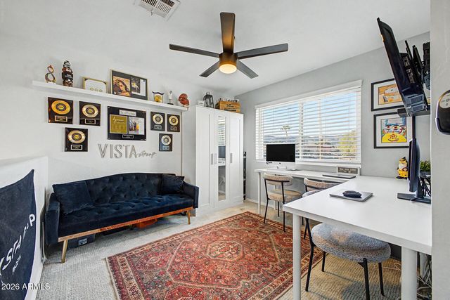 2902 E SALTSAGE Drive, Phoenix, AZ 85048