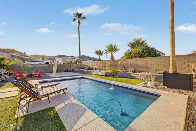 2902 E SALTSAGE Drive, Phoenix, AZ 85048
