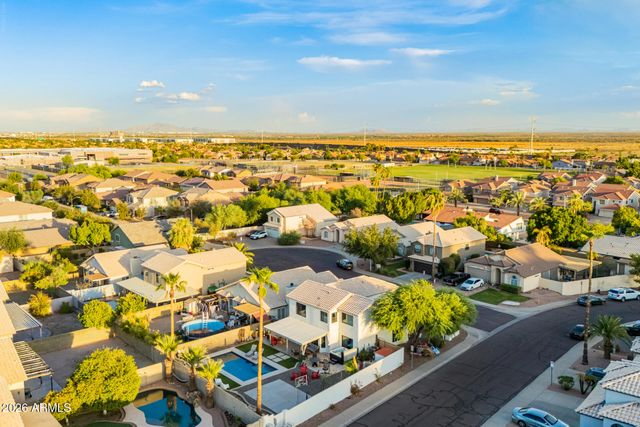 2902 E SALTSAGE Drive, Phoenix, AZ 85048