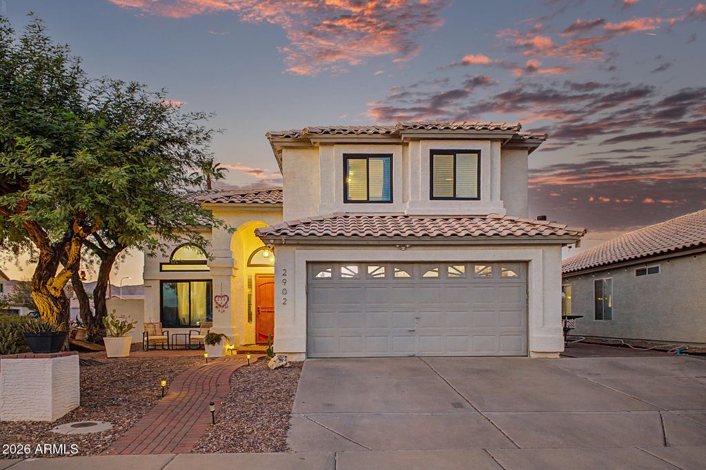2902 E SALTSAGE Drive, Phoenix, AZ 85048