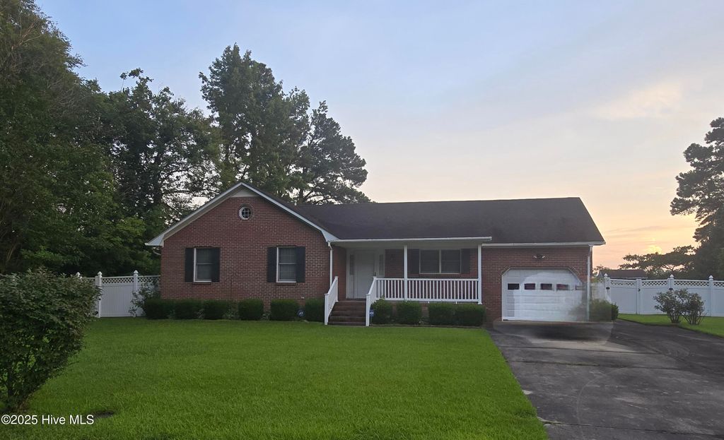 138 Sunny Acres Drive, Elizabeth City, NC 27909