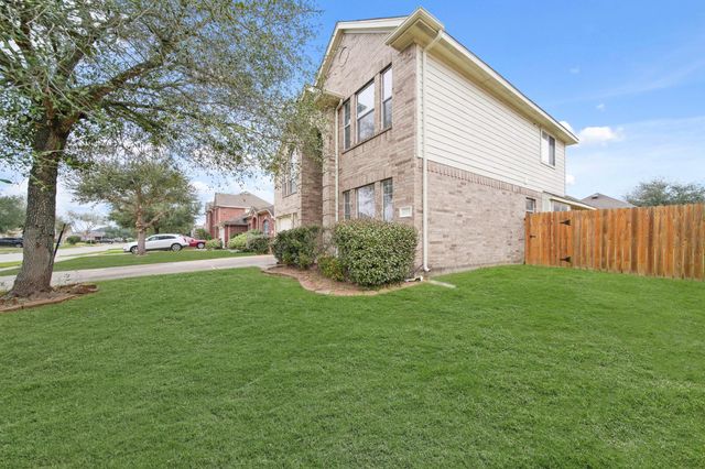 4035 E Teal Estates Circle, Fresno, TX 77545