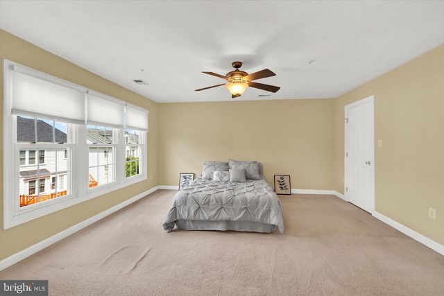 10427 OVERGATE PL, Potomac, MD 20854