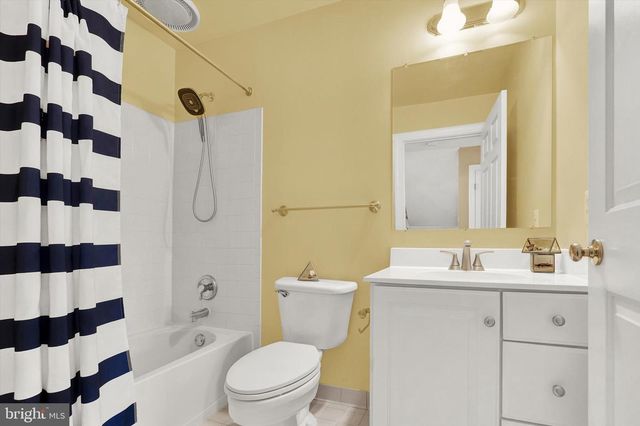 10427 OVERGATE PL, Potomac, MD 20854