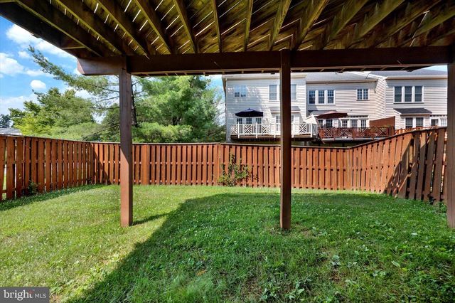 10427 OVERGATE PL, Potomac, MD 20854