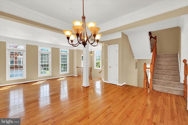 10427 OVERGATE PL, Potomac, MD 20854