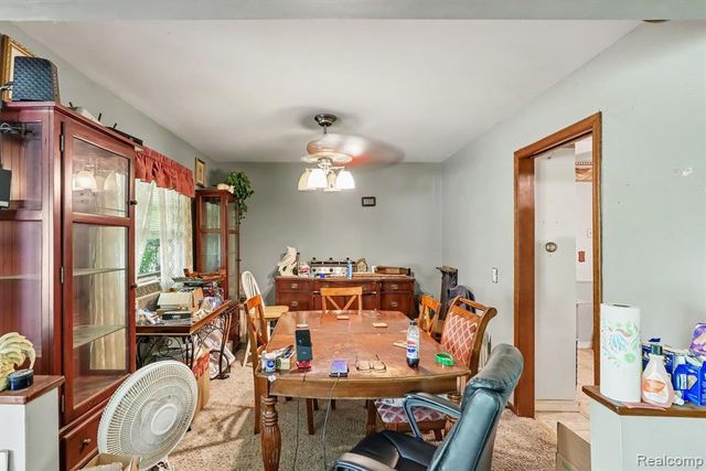 6323 Hough Road, Almont, MI 48003