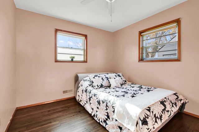 513 Blake AVENUE, South Milwaukee, WI 53172