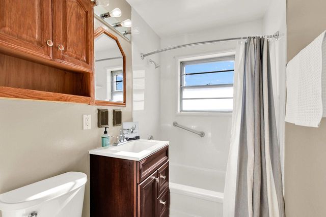 513 Blake AVENUE, South Milwaukee, WI 53172