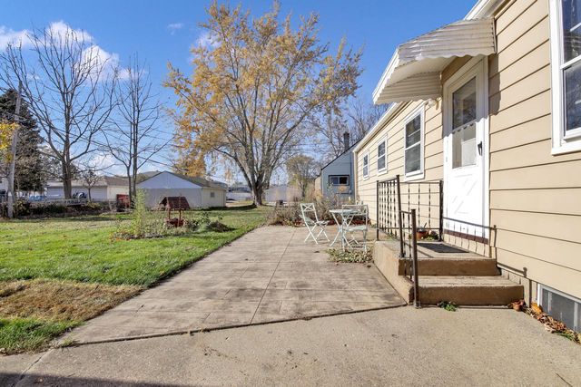 513 Blake AVENUE, South Milwaukee, WI 53172
