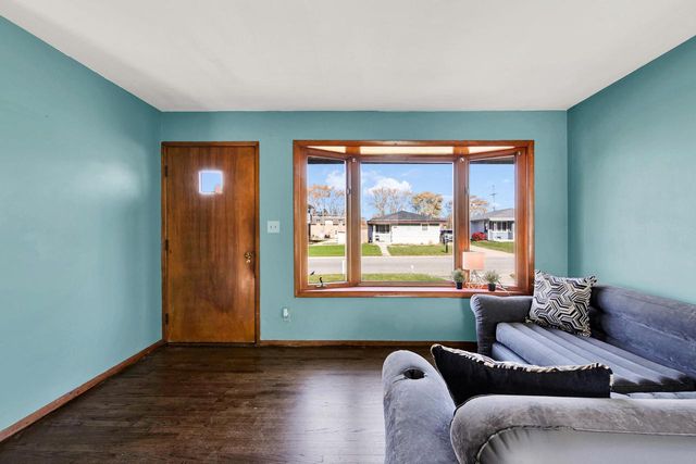 513 Blake AVENUE, South Milwaukee, WI 53172