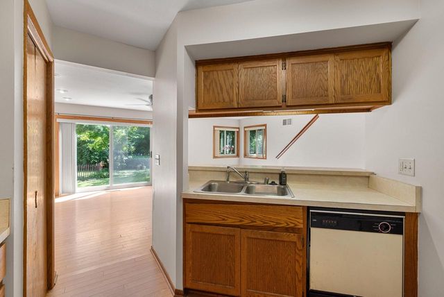 8019 W Oklahoma AVENUE #8017, Milwaukee, WI 53219