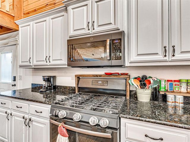 129 Tyler Lane, Shawnee, OK 74801