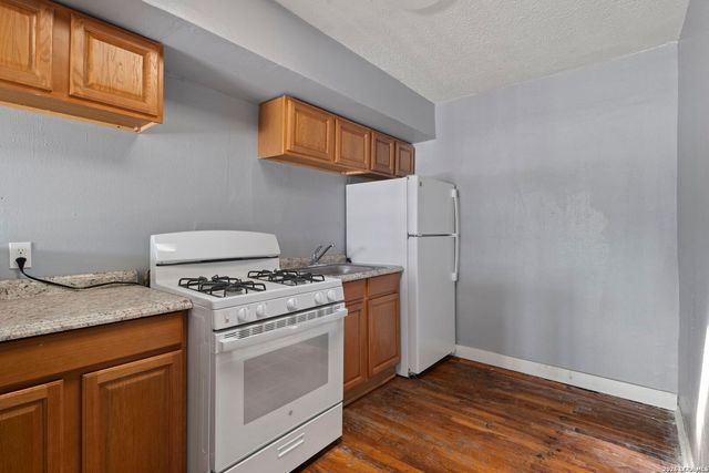145 Wilmot St., San Antonio, TX 78237