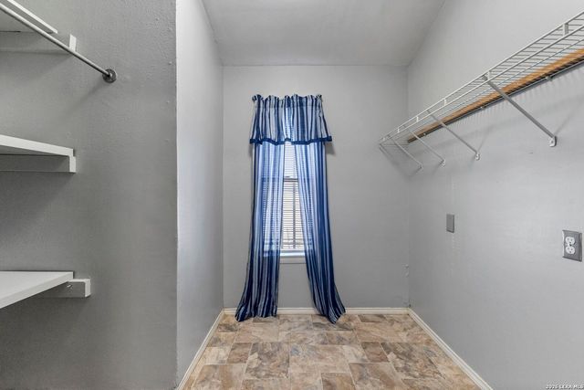 145 Wilmot St., San Antonio, TX 78237