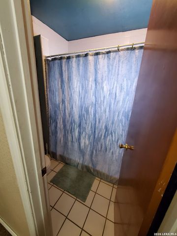 145 Wilmot St., San Antonio, TX 78237