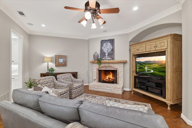 4028 Oakmeadow Drive, Plano, TX 75093