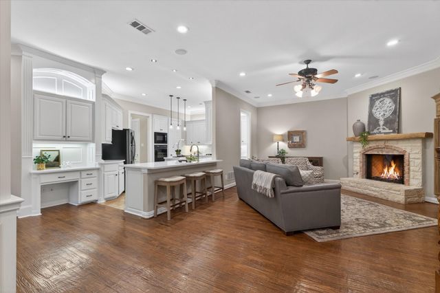 4028 Oakmeadow Drive, Plano, TX 75093