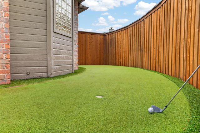 4028 Oakmeadow Drive, Plano, TX 75093