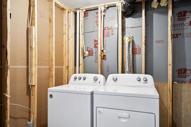 1657 Shasta Drive, Shakopee, MN 55379