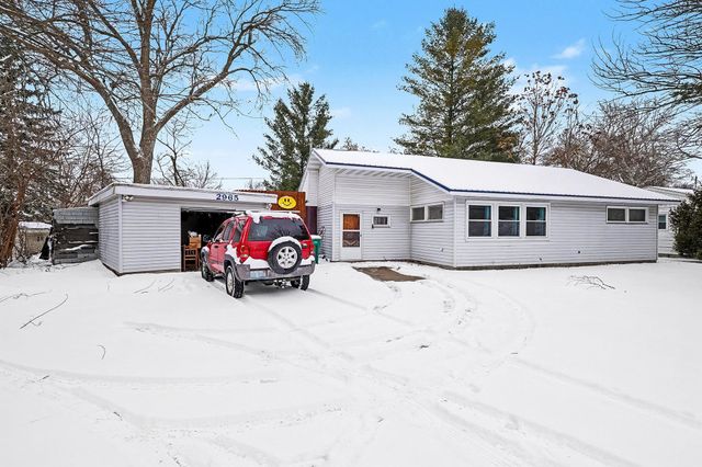 2965 Berthiaume Drive, Bay City, MI 48706