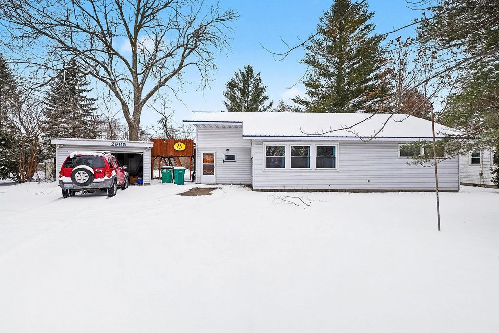 2965 Berthiaume Drive, Bay City, MI 48706