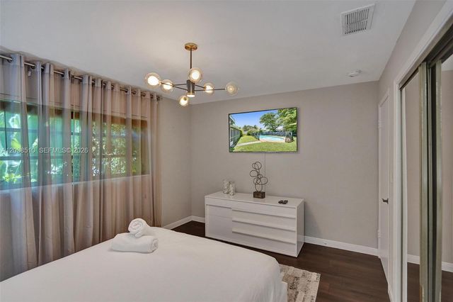 4519 Monroe Street, Hollywood, FL 33021