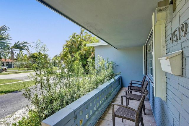4519 Monroe Street, Hollywood, FL 33021