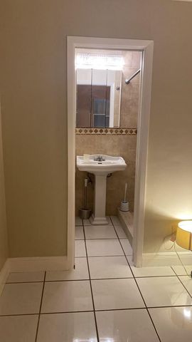 1630 NE 34TH Street, Pompano Beach, FL 33064