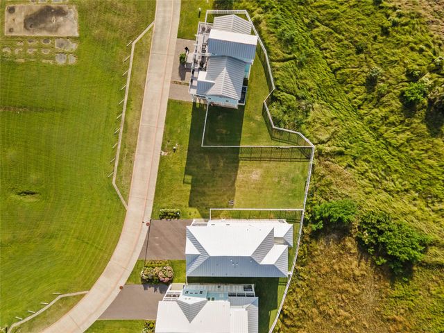 36 Grand Beach Boulevard, Galveston, TX 77550
