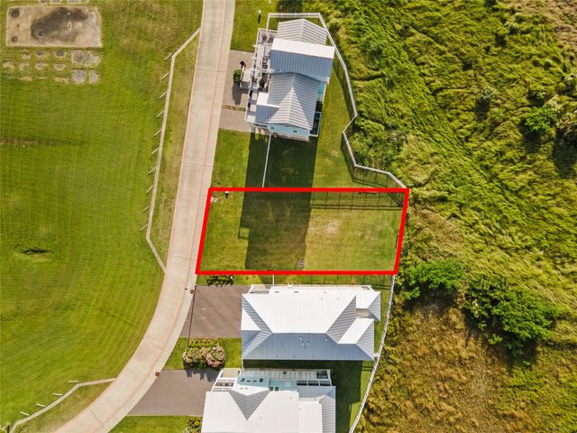 36 Grand Beach Boulevard, Galveston, TX 77550