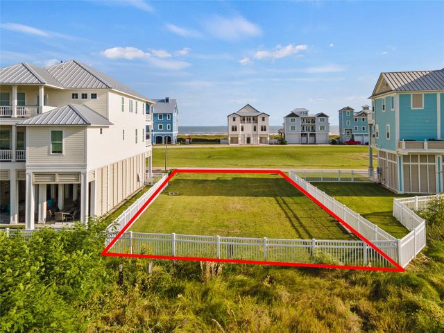 36 Grand Beach Boulevard, Galveston, TX 77550