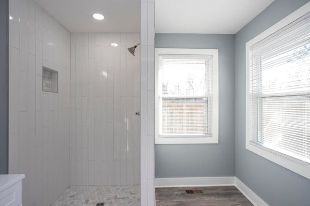 1111 Westchester Dr, Nashville, TN 37207