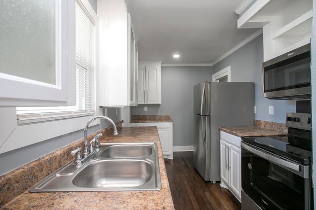 1111 Westchester Dr, Nashville, TN 37207