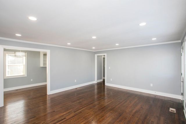 1111 Westchester Dr, Nashville, TN 37207