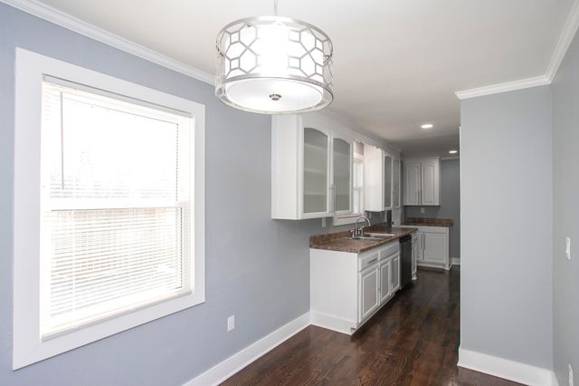 1111 Westchester Dr, Nashville, TN 37207