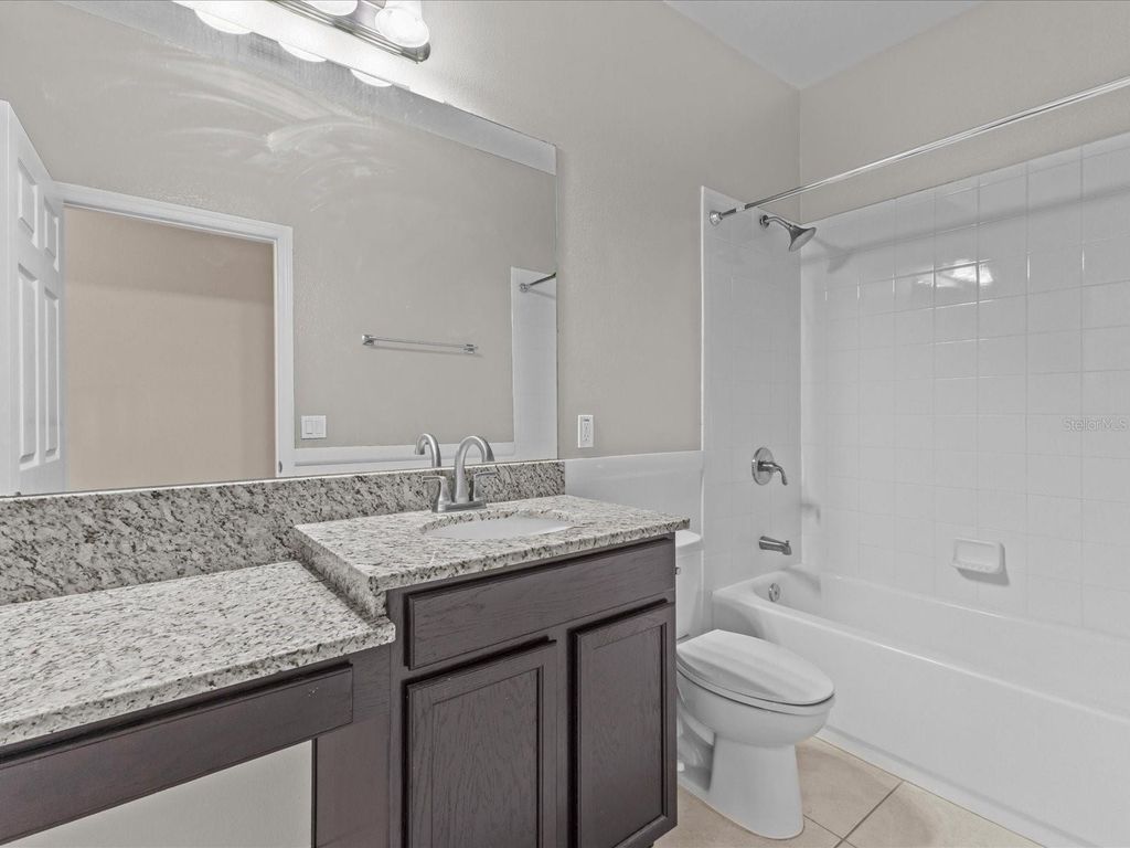 Image 21 of property listing at 12121 HOMESTEAD PARK LANE, Orlando, FL 32824